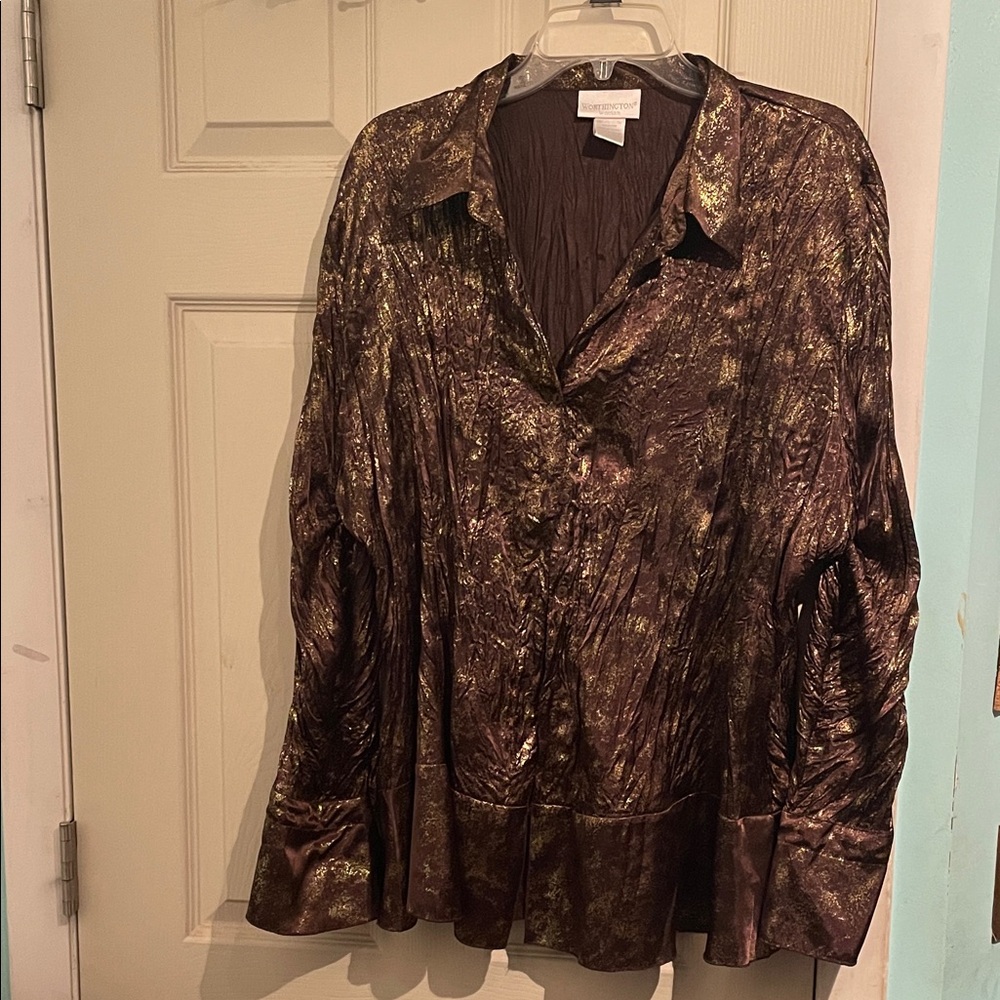 Worthington Brown and Gold Button Down Shirt